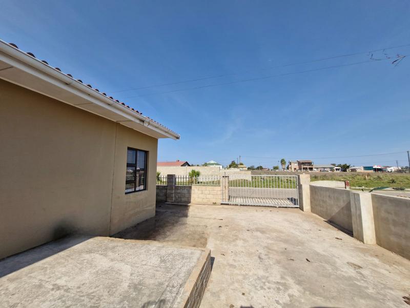 3 Bedroom Property for Sale in Pacaltsdorp Western Cape